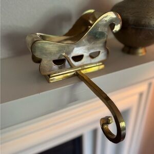Vintage Elegant Gold Sleigh Stocking Holder
